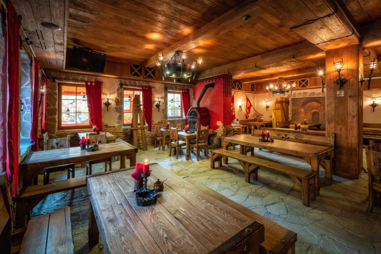 Pokoje W Oberzy Czarny Gron Rzyki Buitenkant foto